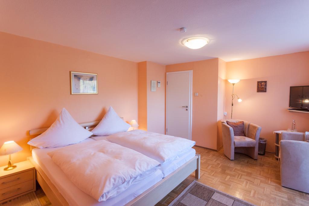 Haus Kesper-Brunen Hotel Willingen  Phòng bức ảnh