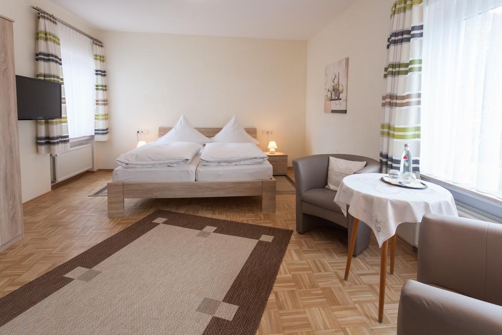 Haus Kesper-Brunen Hotel Willingen  Phòng bức ảnh